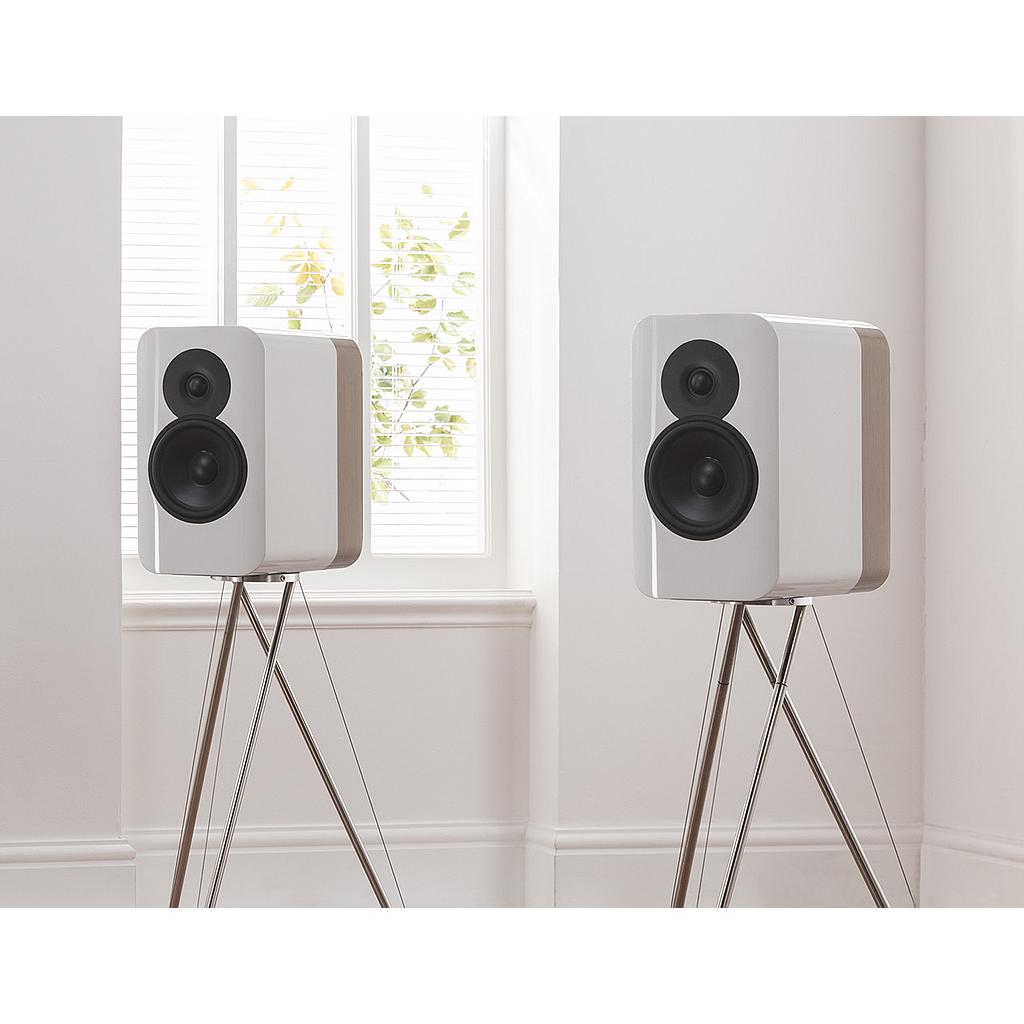 Q Acoustics concept 300 bianco-quercia diffusori 2 vie + stand tensegrity